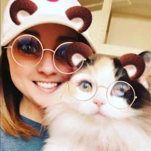 Meet your Posher, Cara